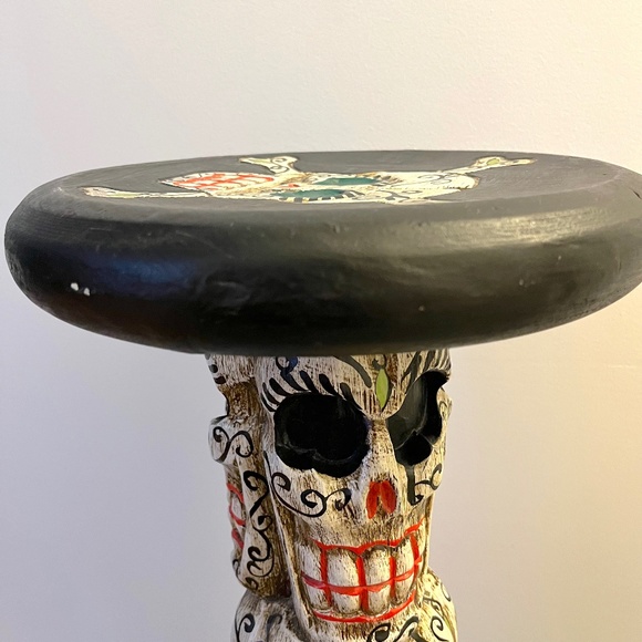 Handcrafted Indonesian Skull Pedestal Table - Picture 16 of 17